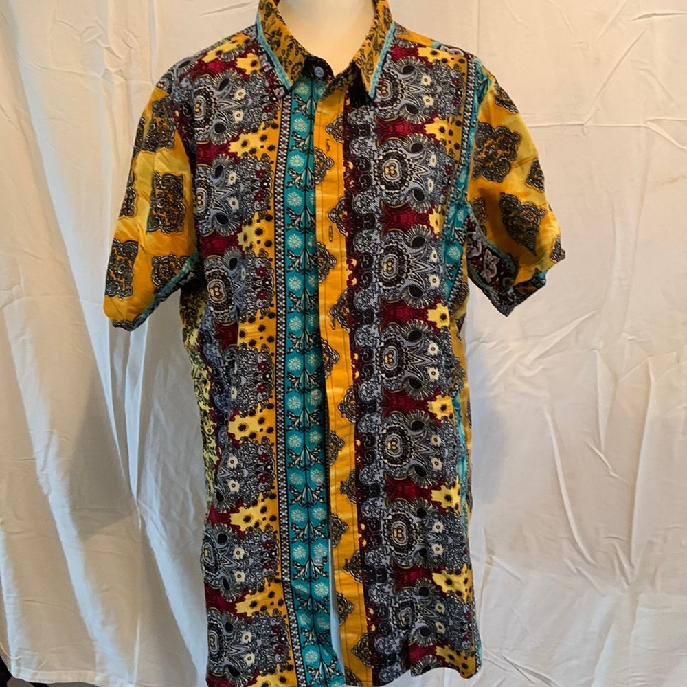 Men’s decorative print shirt
